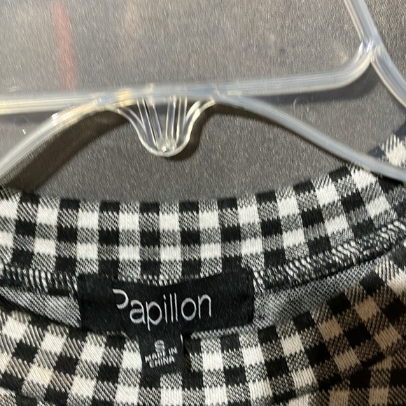 Papillon high low tunic. Size small. - Picture 3 of 6